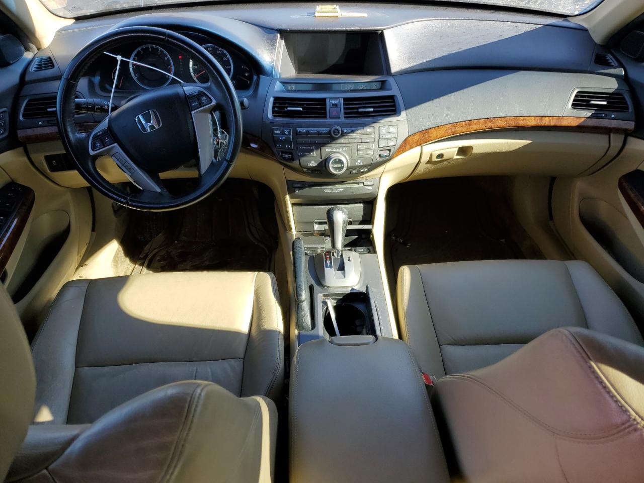 2012 Honda Accord - Image 8