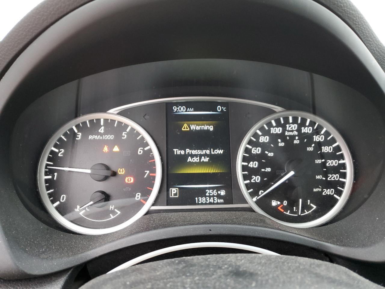 VIN: 3N1AB7AP8HL662168 2017 NISSAN SENTRA