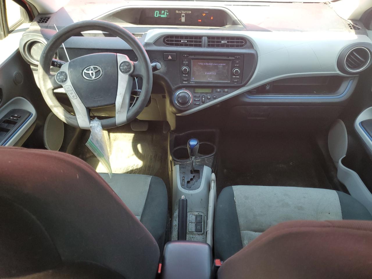 2012 Toyota Prius - Image 8