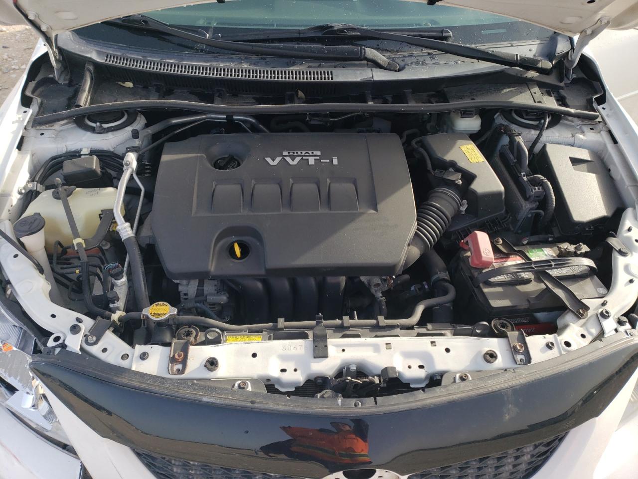 2010 Toyota Corolla - Image 12