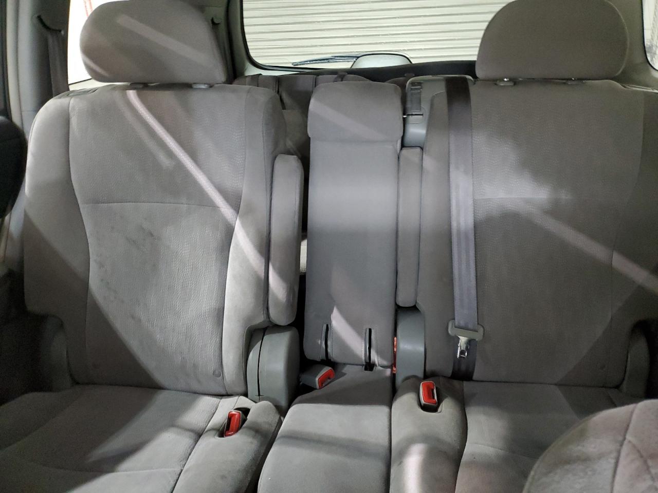 2013 Toyota Highlander - Image 10