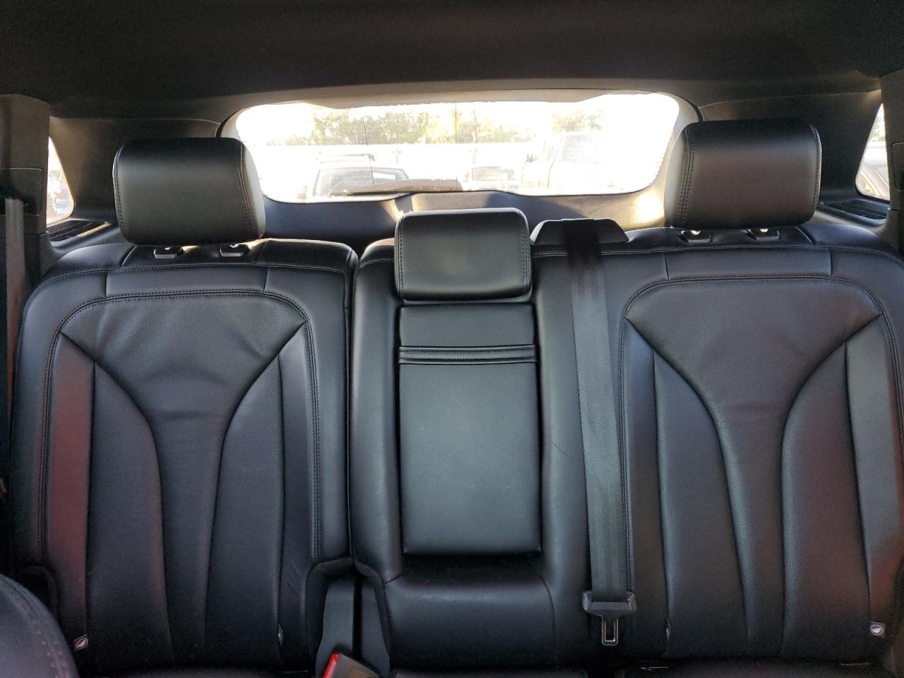 2018 Lincoln MKX - Image 10
