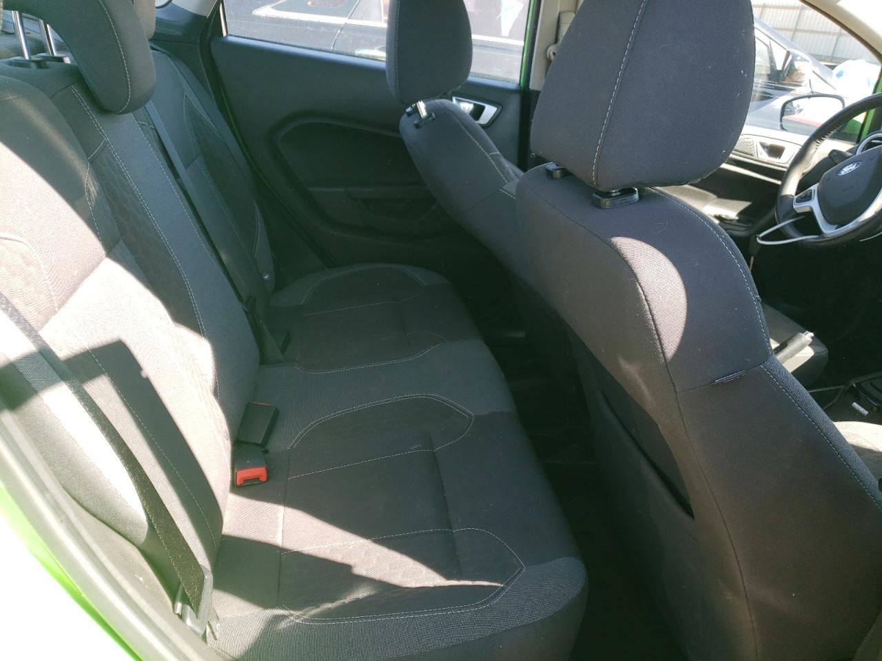 2015 Ford Fiesta - Image 10