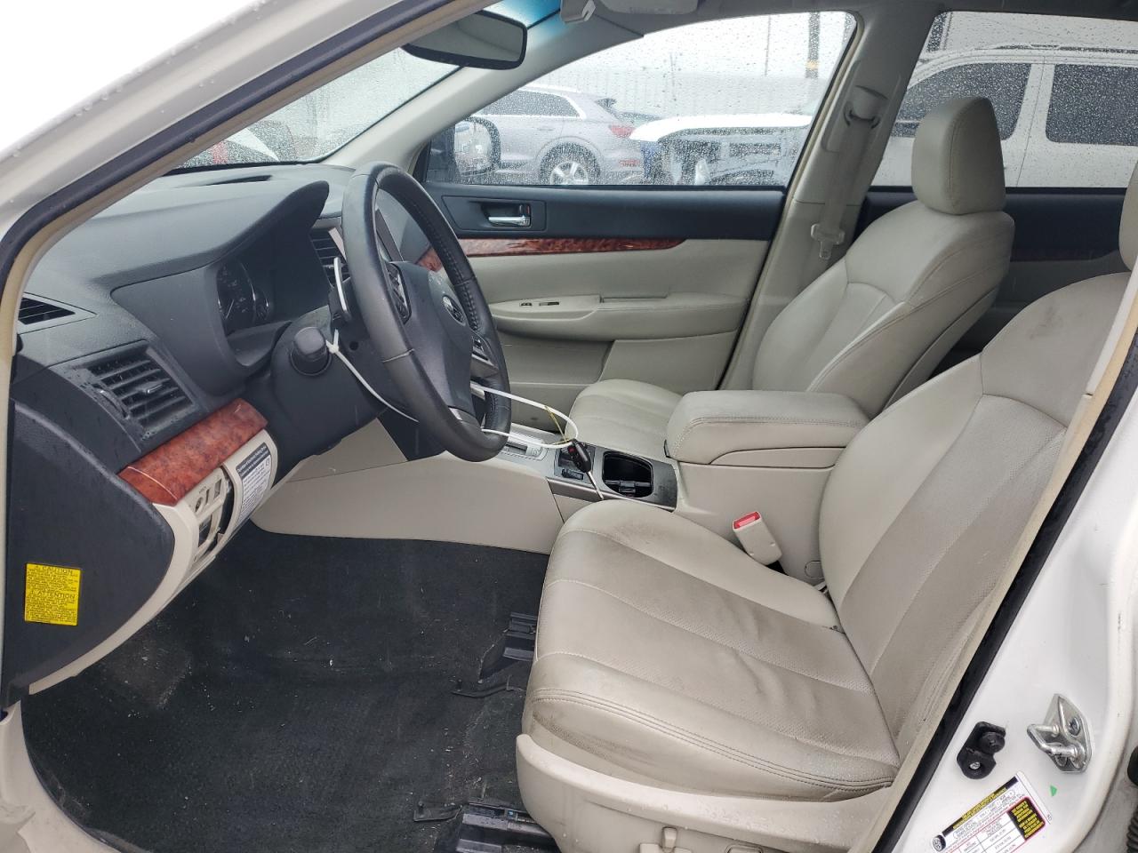 2012 Subaru Outback - Image 7