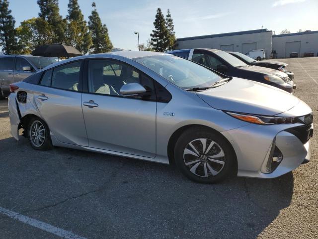  TOYOTA PRIUS 2017 Серебристый
