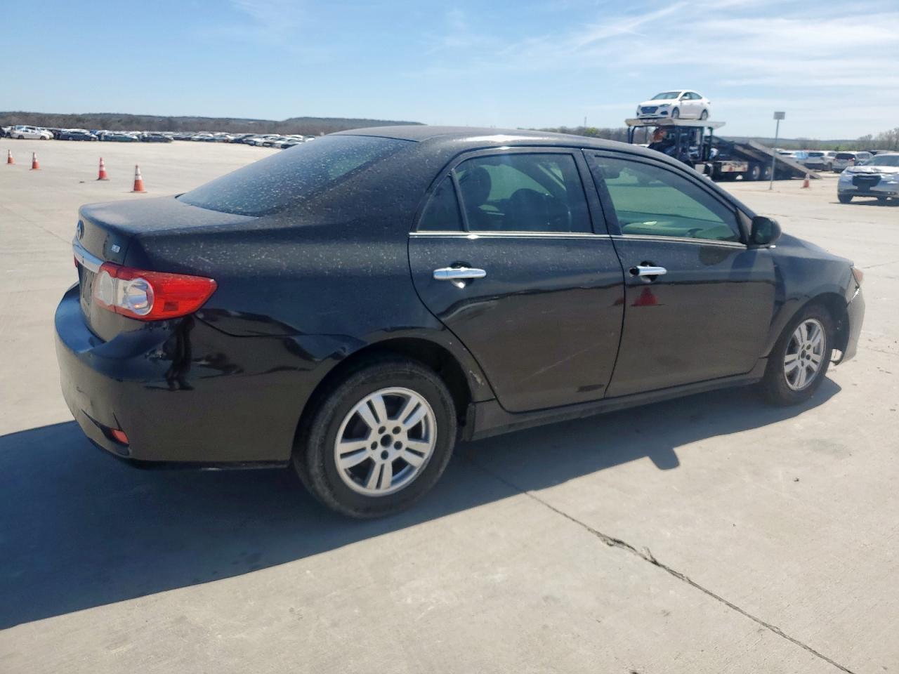 2011 Toyota Corolla - Image 3