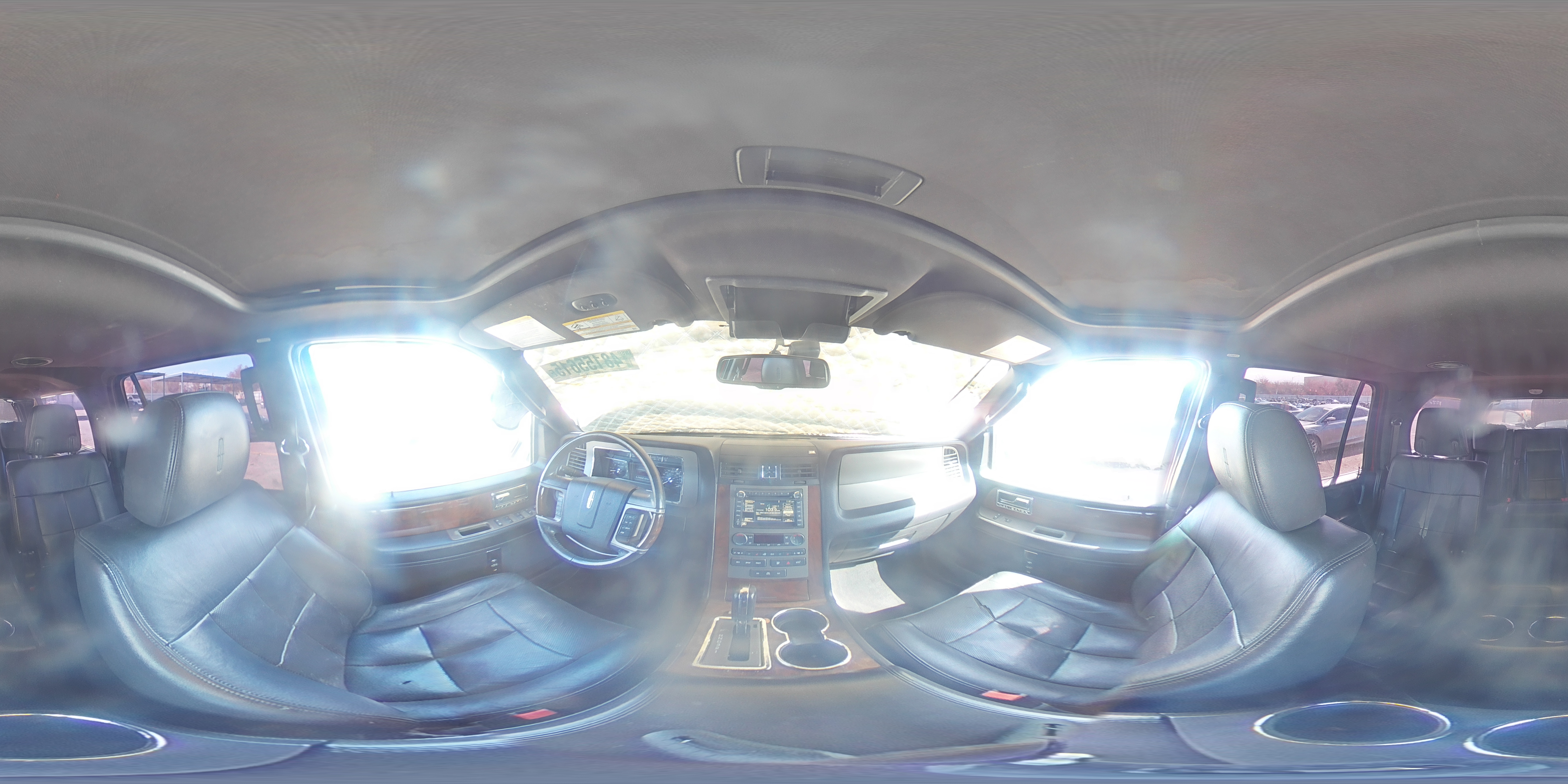 2013 Lincoln Navigator - Image 14