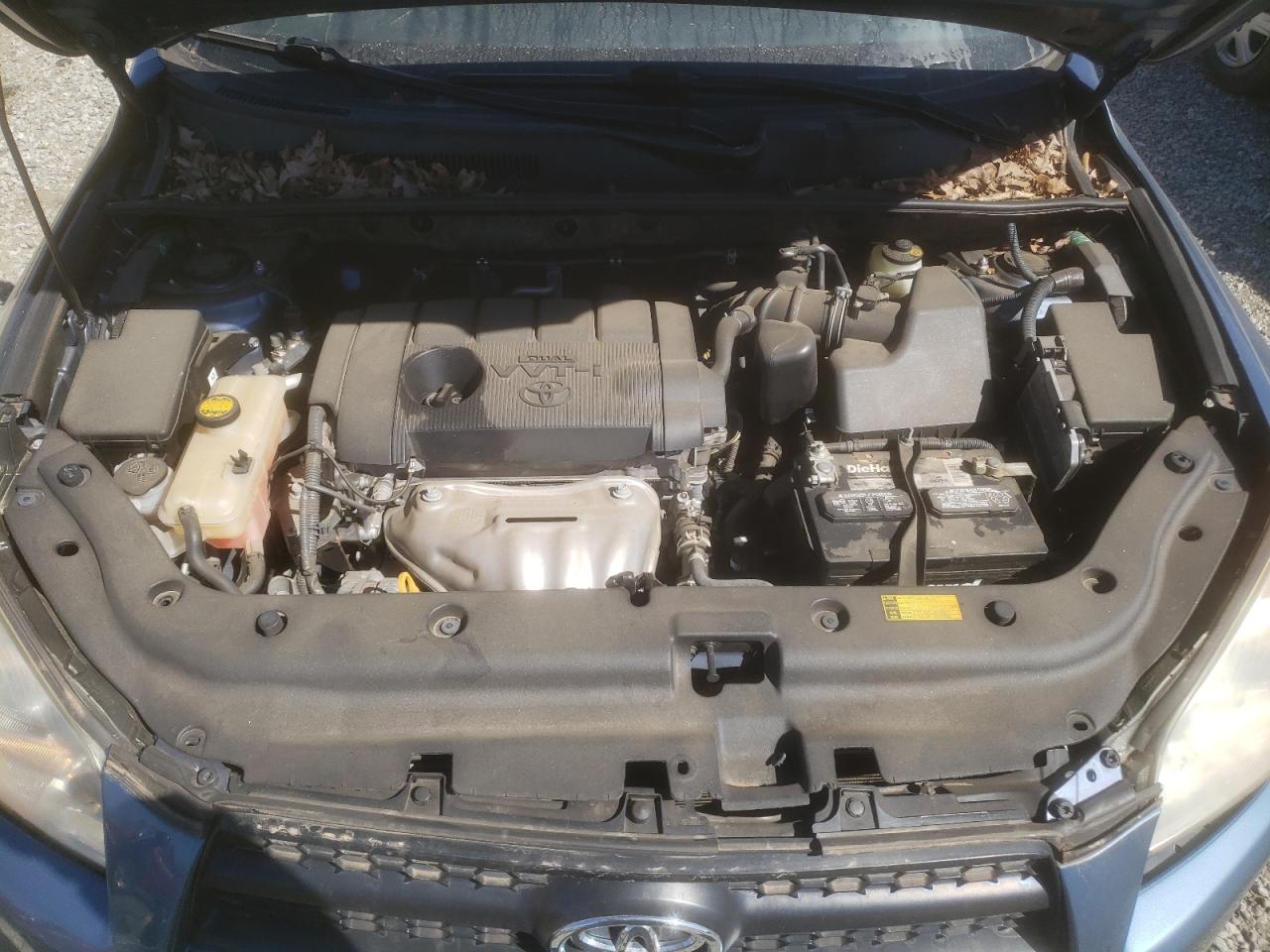 2011 Toyota RAV 4 - Image 12