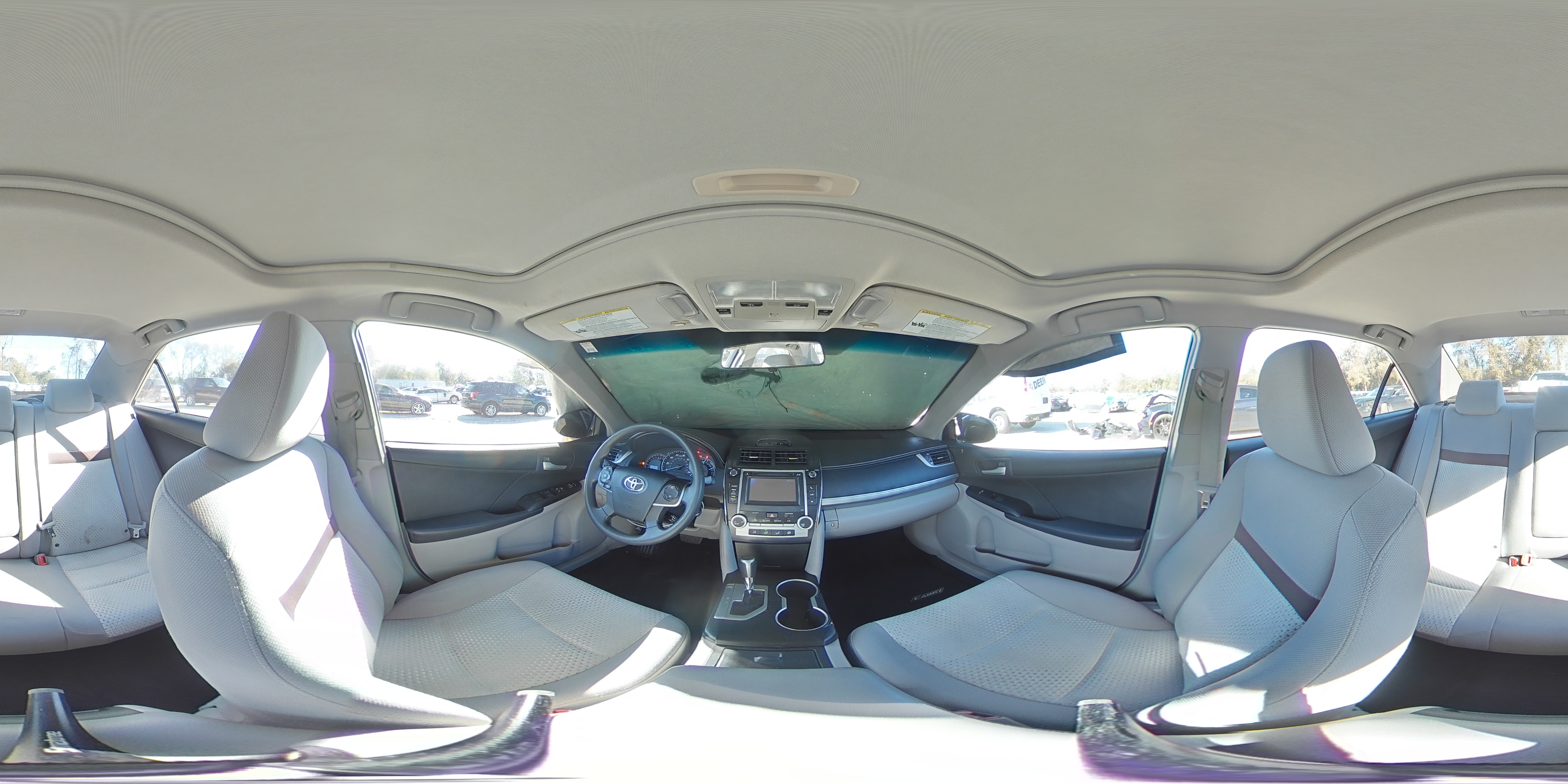 2012 Toyota Camry - Image 12