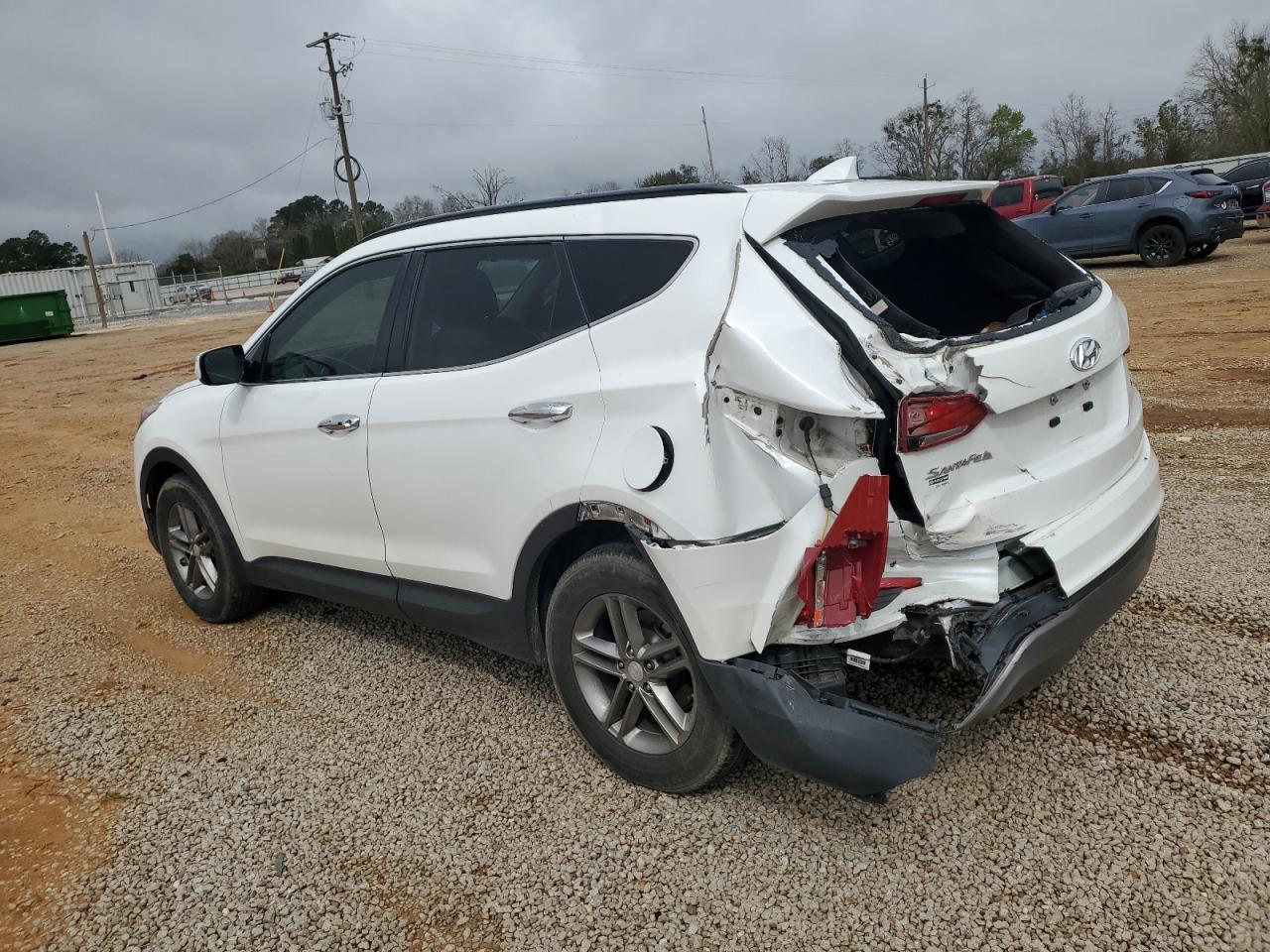 2018 Hyundai Santa Fe - Image 2