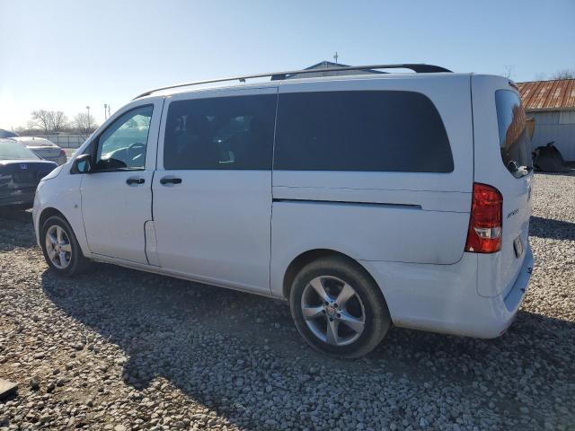 Minivans MERCEDES-BENZ METRIS 2016 Biały