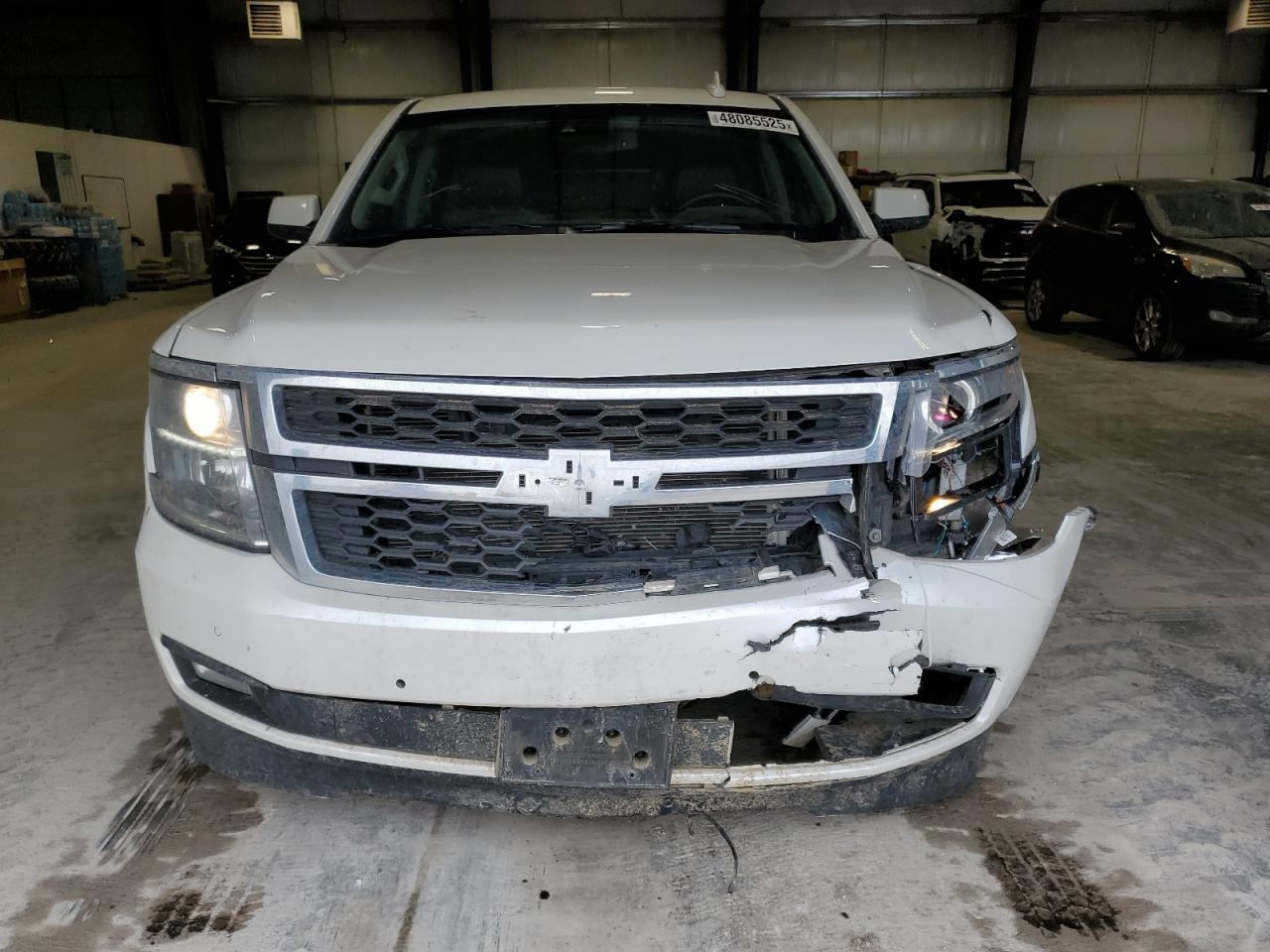 2016 Chevrolet Suburban - Image 5