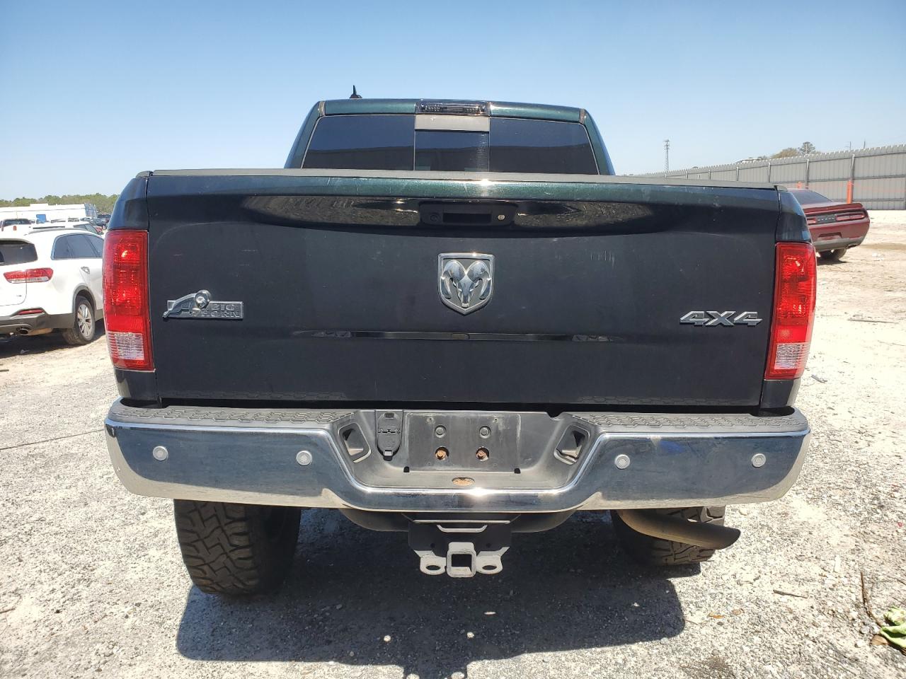 2016 RAM 1500 - Image 6
