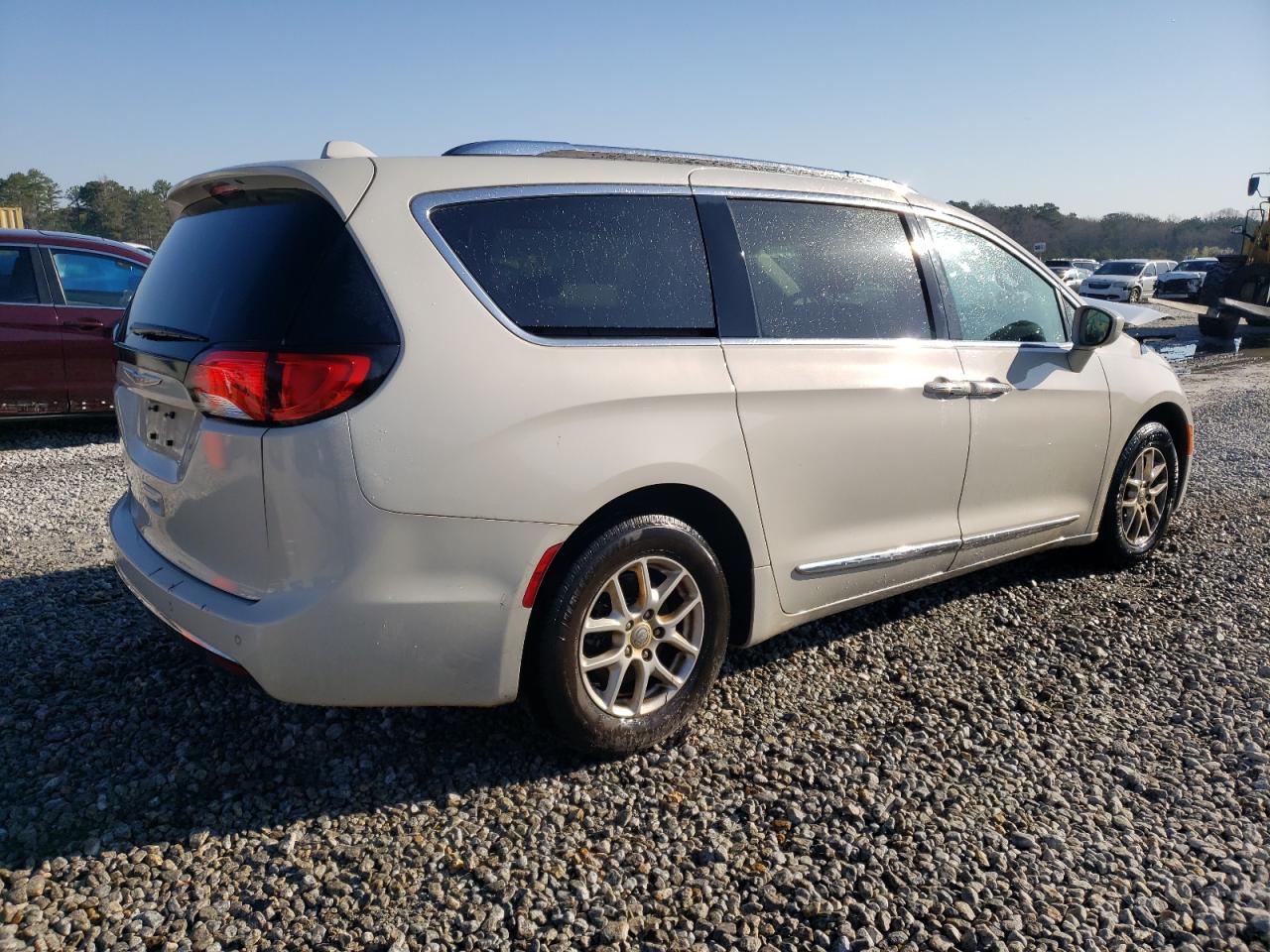2020 Chrysler Pacifica - Image 3