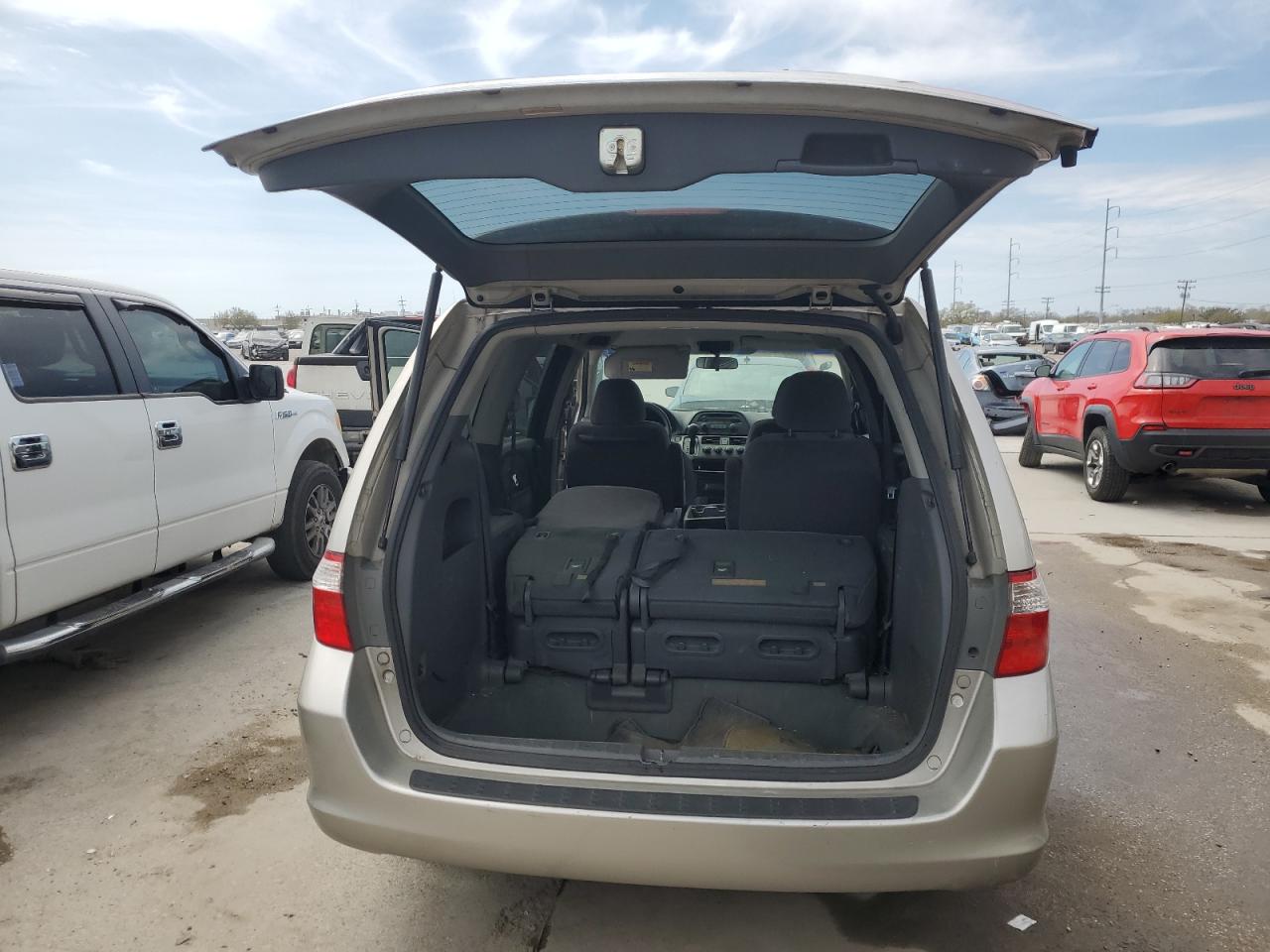 2007 Honda Odyssey - Image 6