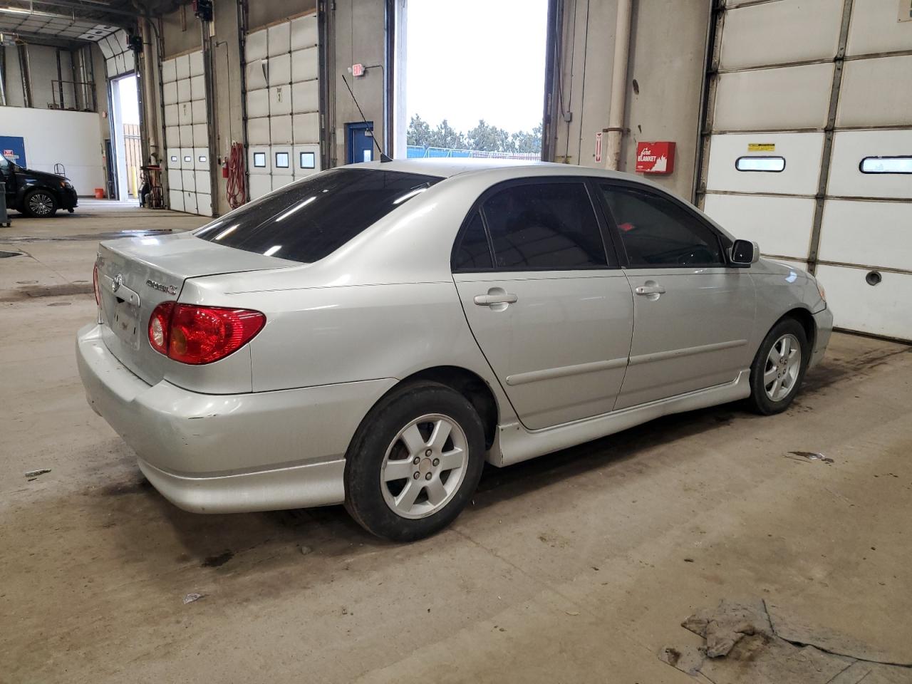 2003 Toyota Corolla - Image 3