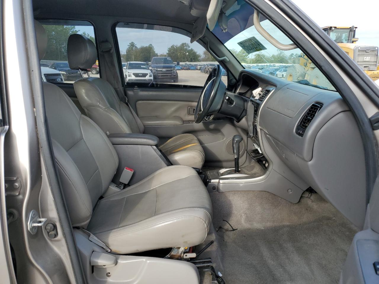 2002 Toyota 4Runner - Image 7