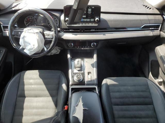 MITSUBISHI OUTLANDER 2022 Красный