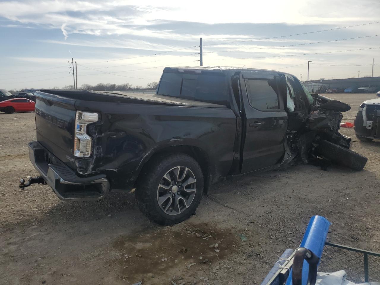 2020 Chevrolet Silverado - Image 3