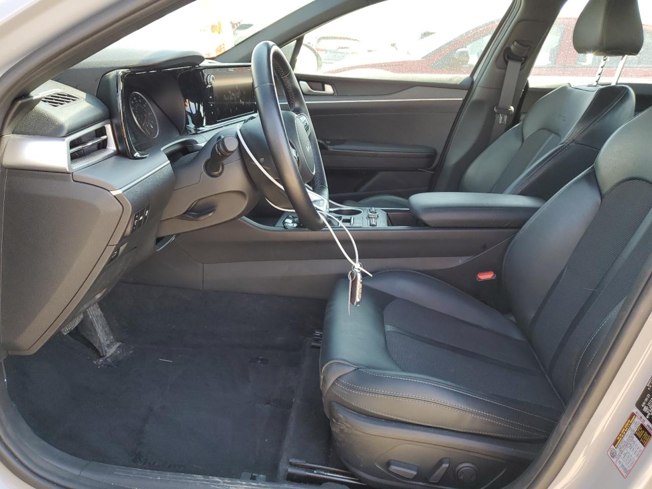 2024 Kia K5 - Image 7