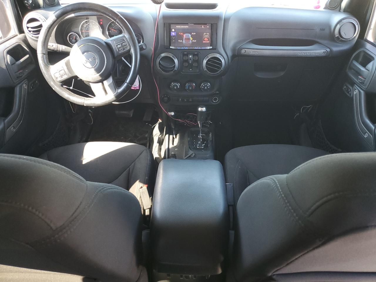 2014 Jeep Wrangler - Image 8