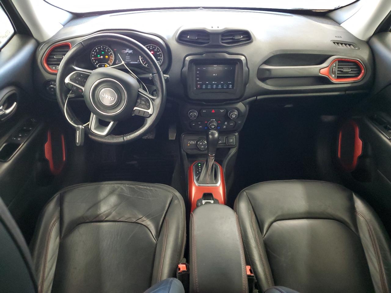 2019 Jeep Renegade - Image 8