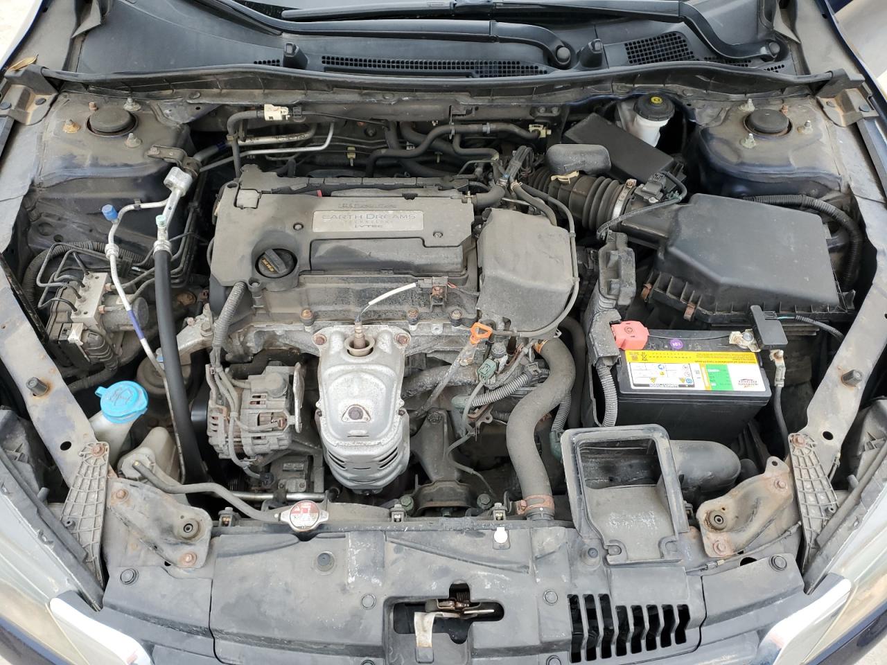 2015 Honda Accord - Image 11