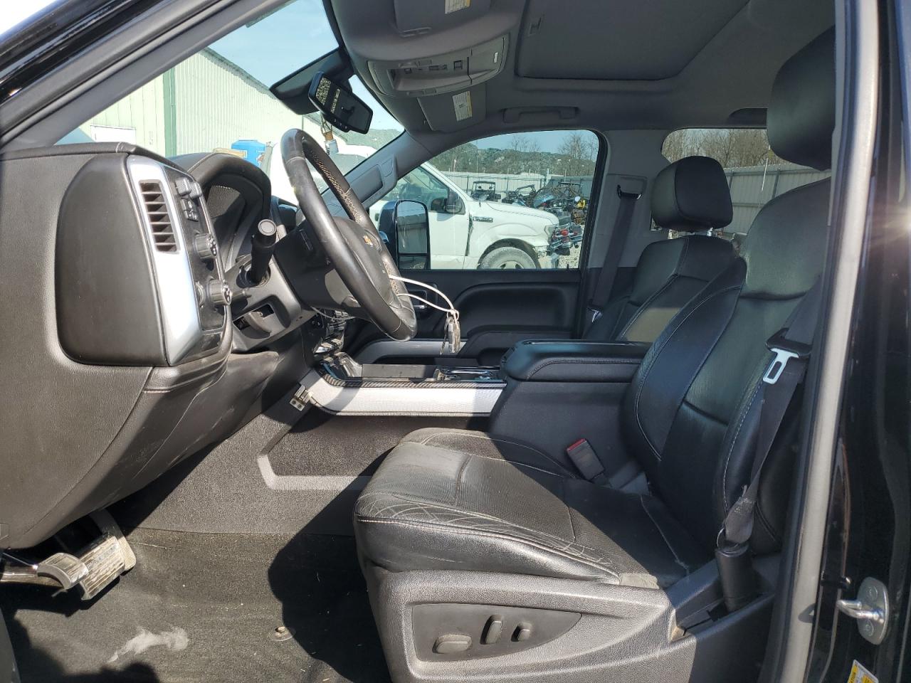 2014 Chevrolet Silverado - Image 7