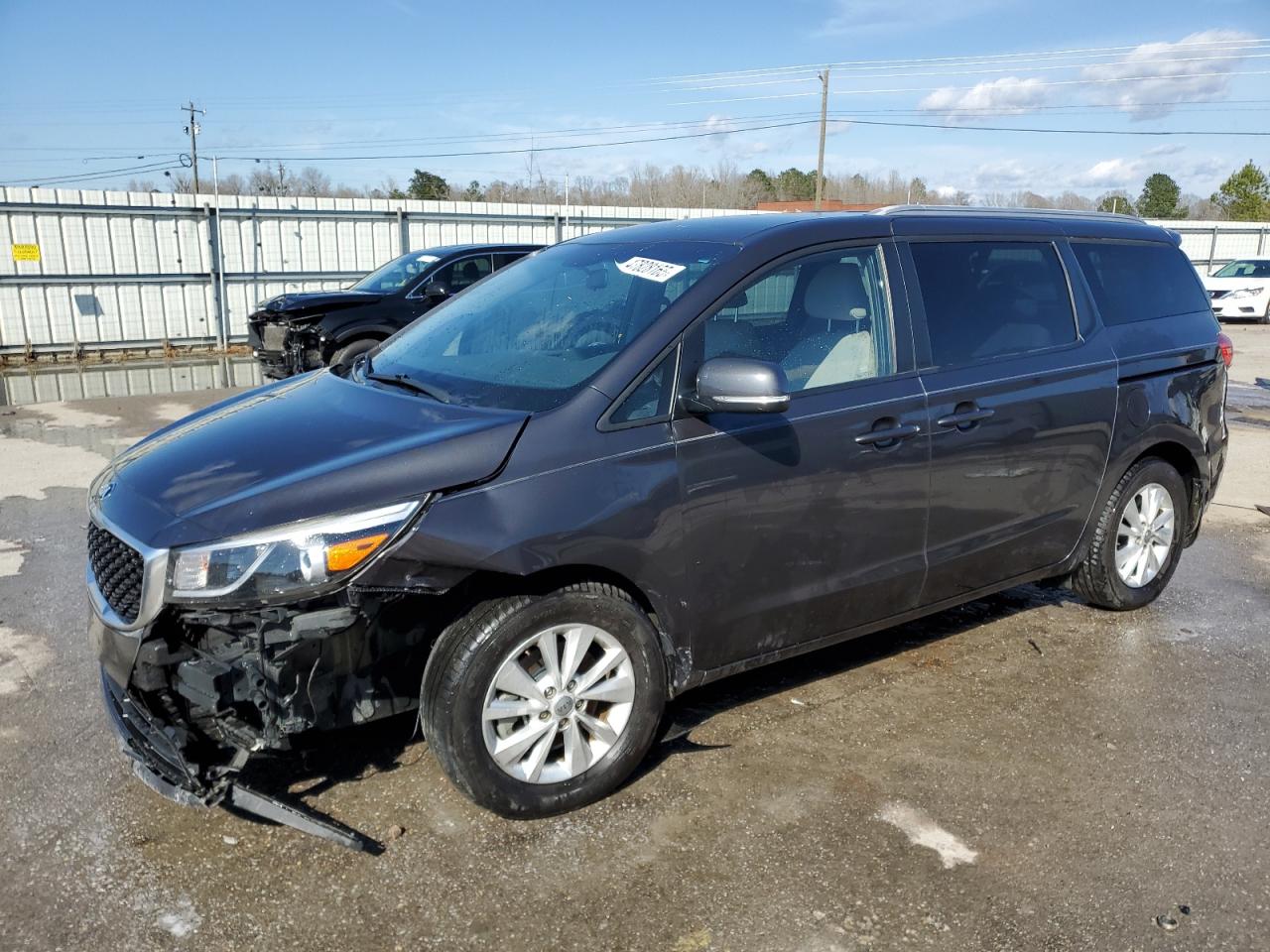 2016 Kia Sedona - Image 1