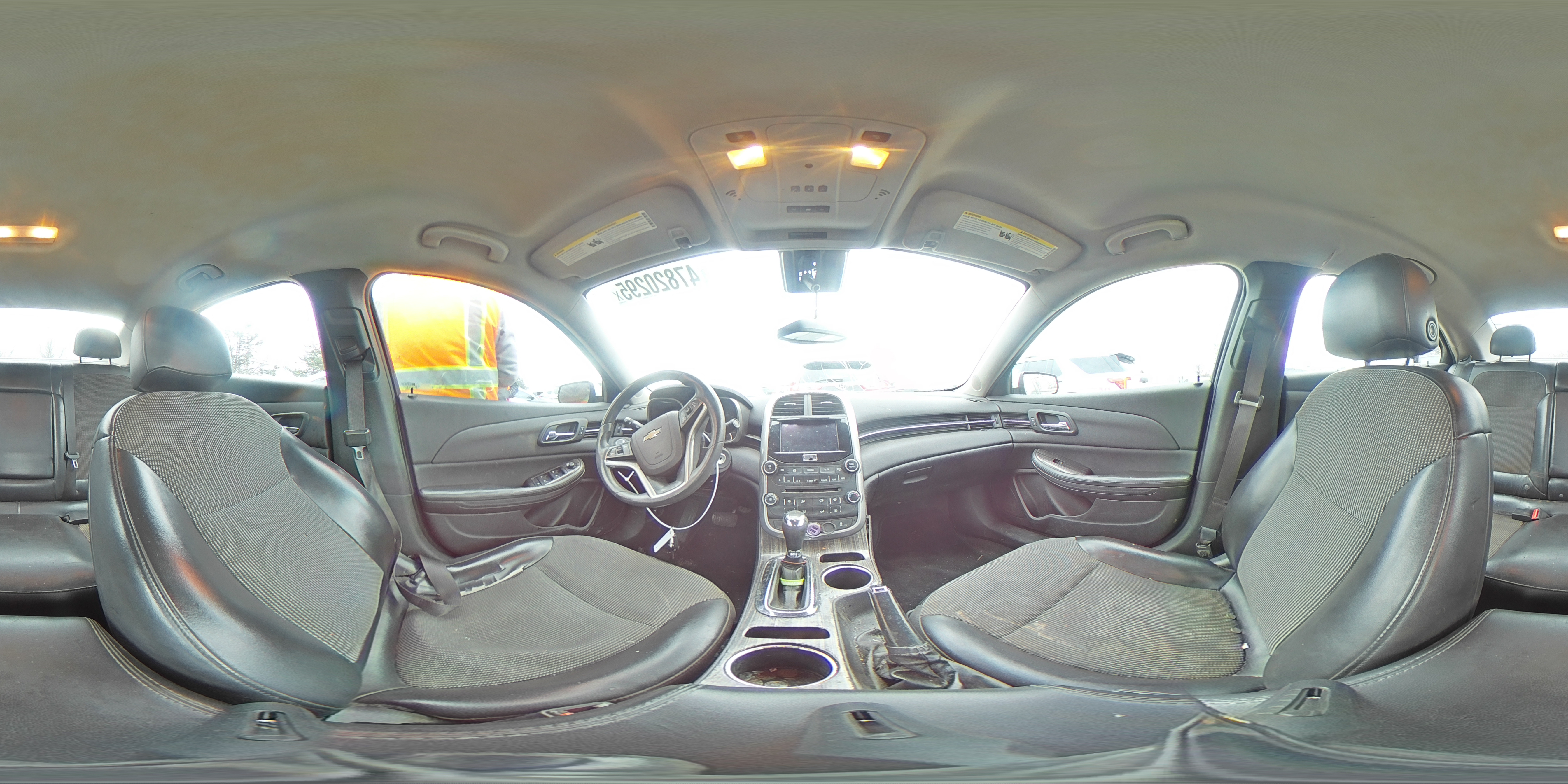 2016 Chevrolet Malibu - Image 13