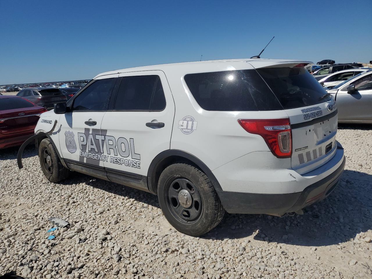 2015 Ford Explorer - Image 2