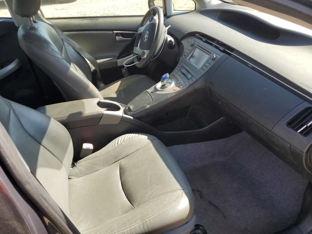 2012 Toyota Prius - Image 7