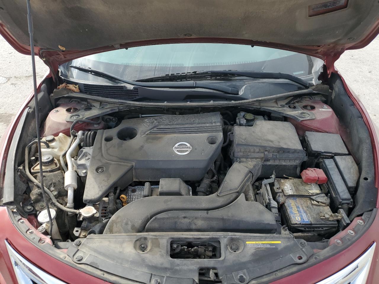 2015 Nissan Altima - Image 13