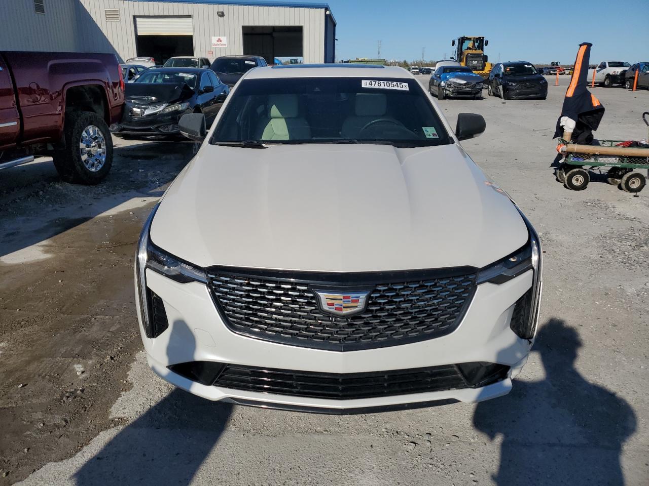 2023 Cadillac CT4 - Image 5