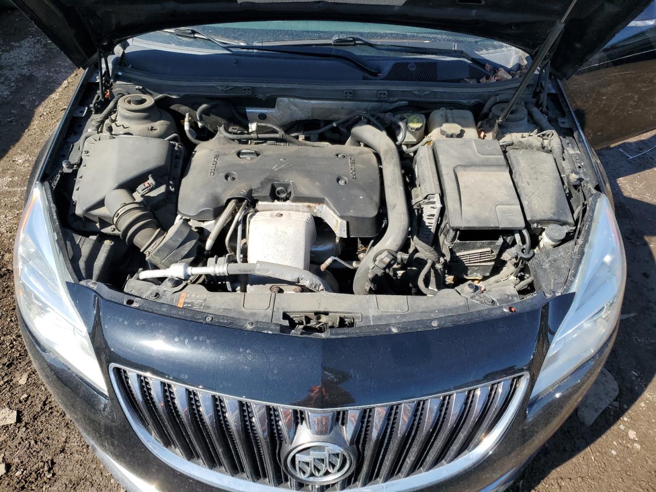2014 Buick Regal - Image 11