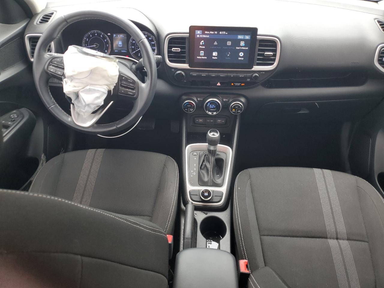 2022 Hyundai Venue - Image 8