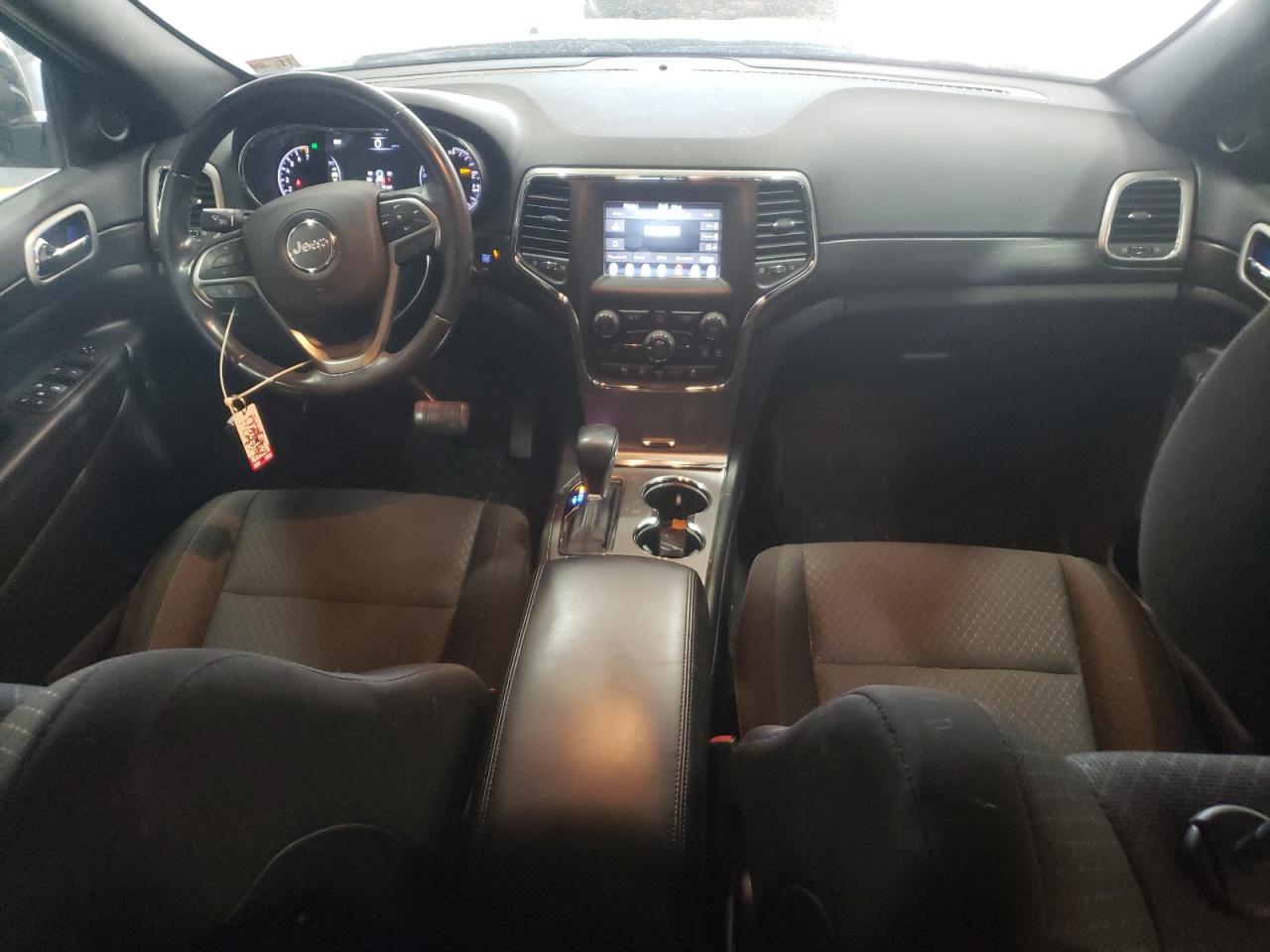 2020 Jeep Grand Cherokee - Image 8