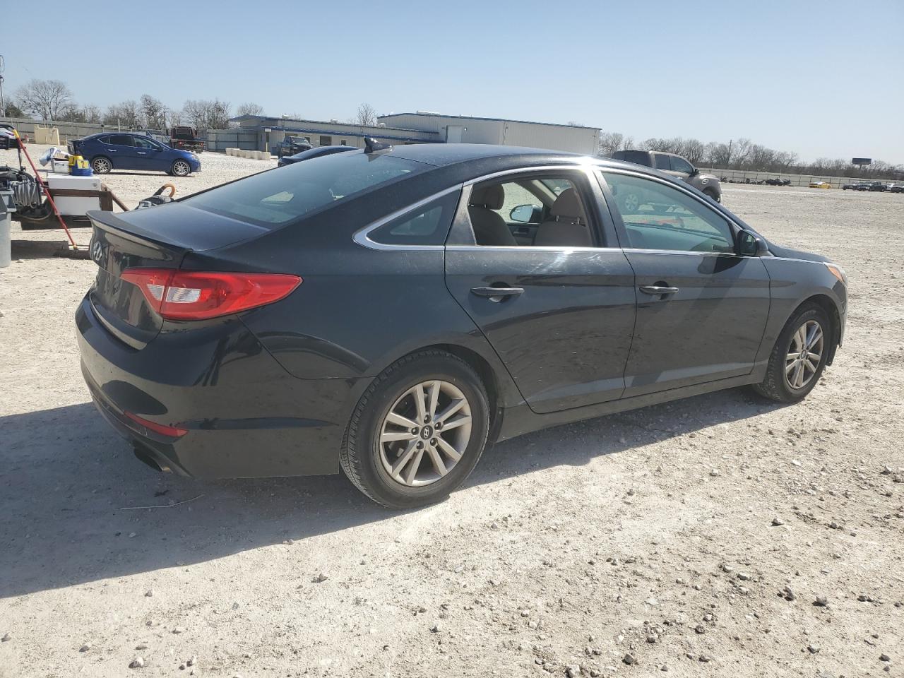 2016 Hyundai Sonata - Image 3
