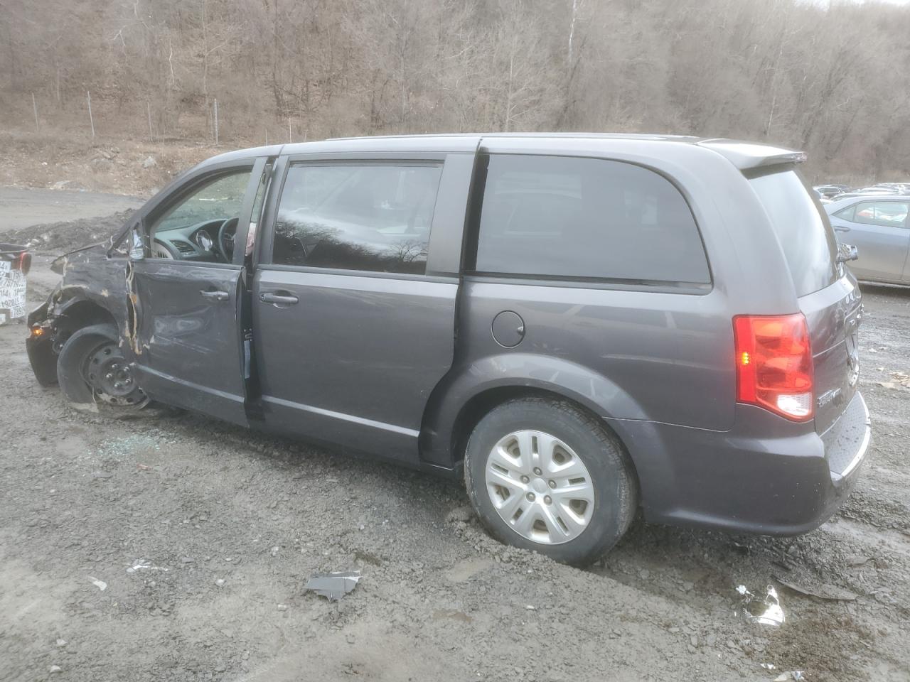 2018 Dodge Caravan - Image 2