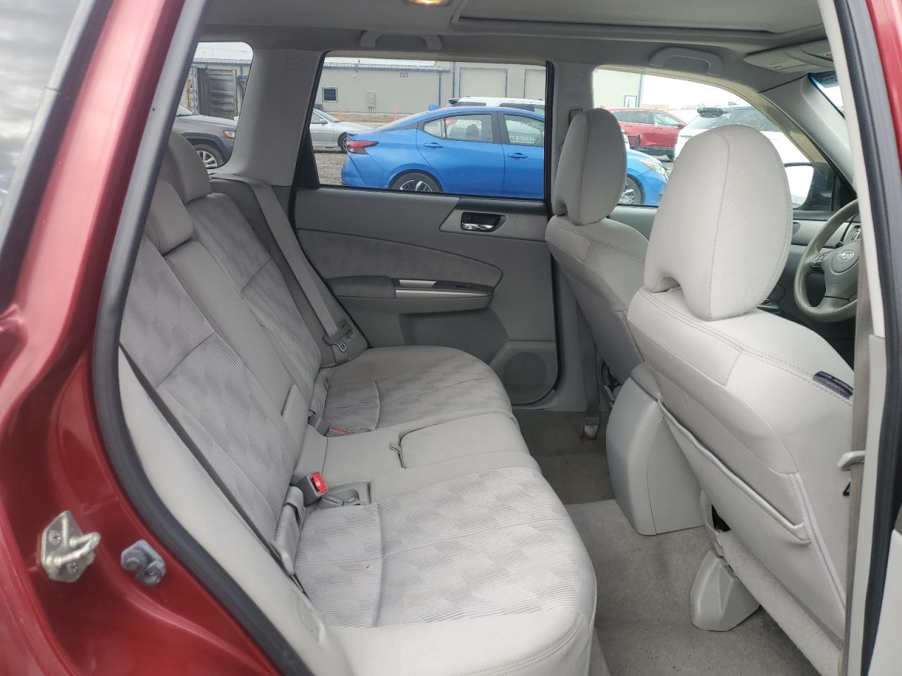 2010 Subaru Forester - Image 11