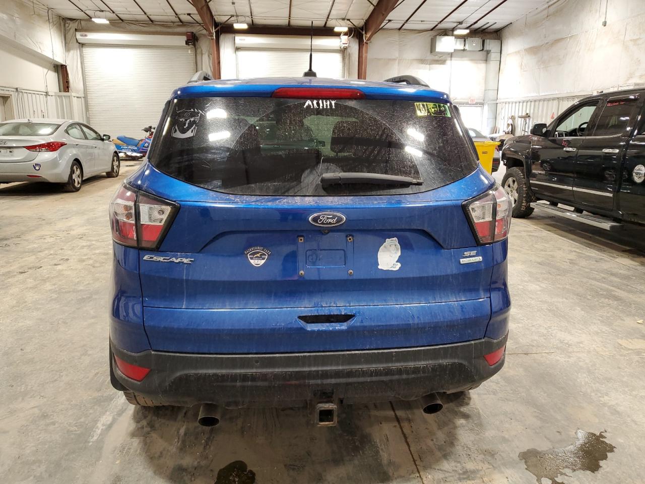 1fmcu0g99hud46182 1FMCU0G99HUD46182 2017 Ford Escape Se