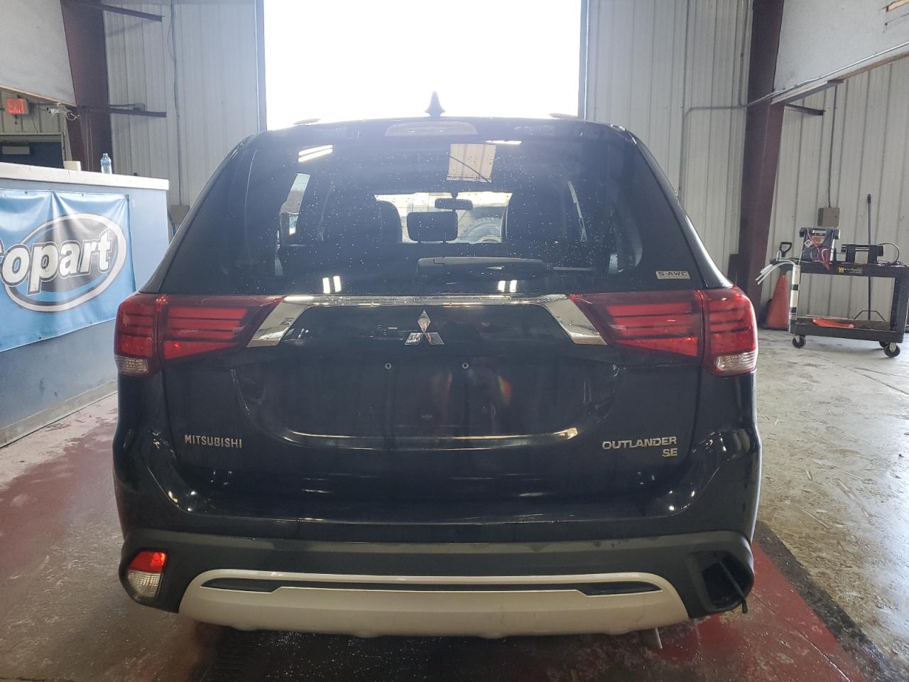 2019 Mitsubishi Outlander - Image 6