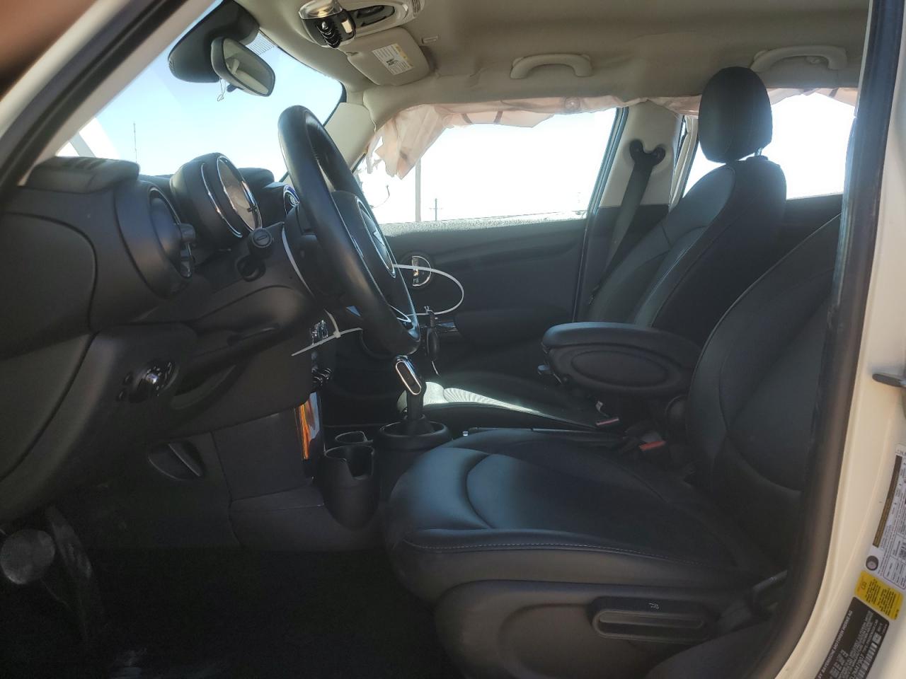2020 MINI Cooper - Image 7