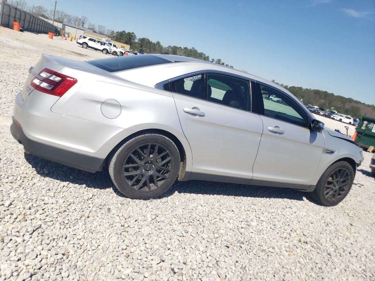 2015 Ford Taurus - Image 3