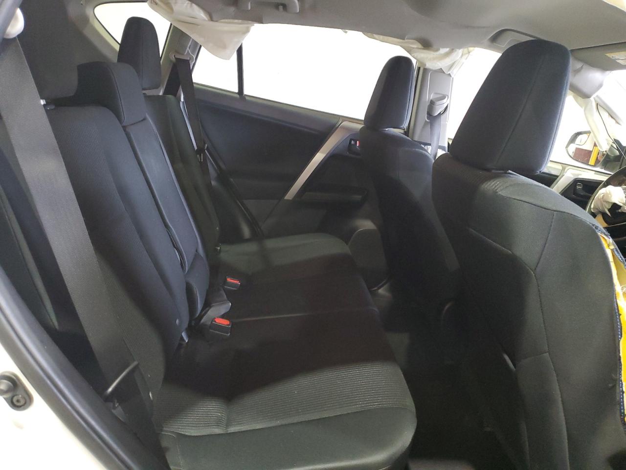 2018 Toyota RAV 4 - Image 11