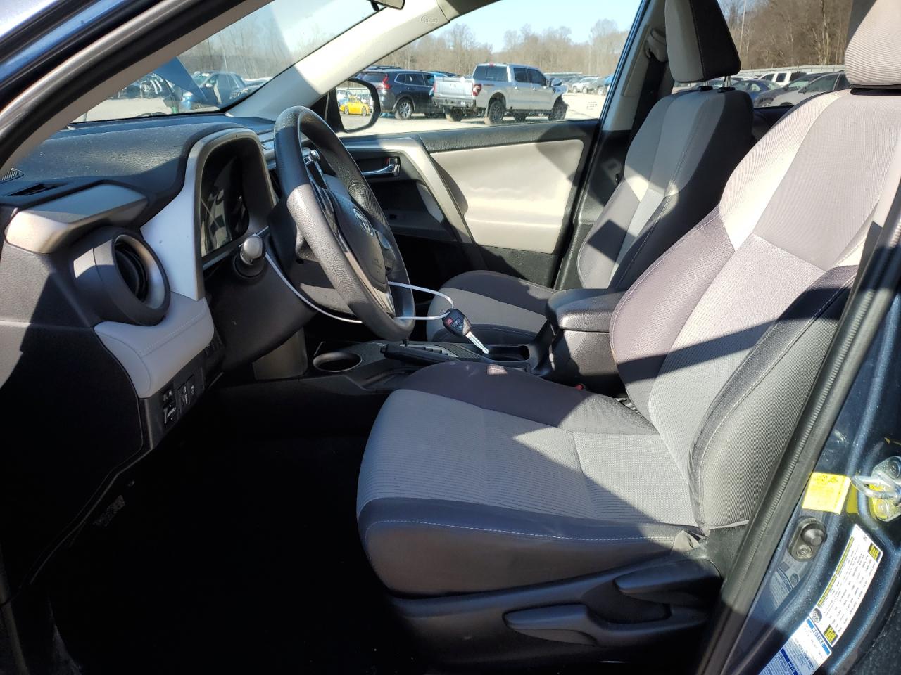 2014 Toyota RAV 4 - Image 7