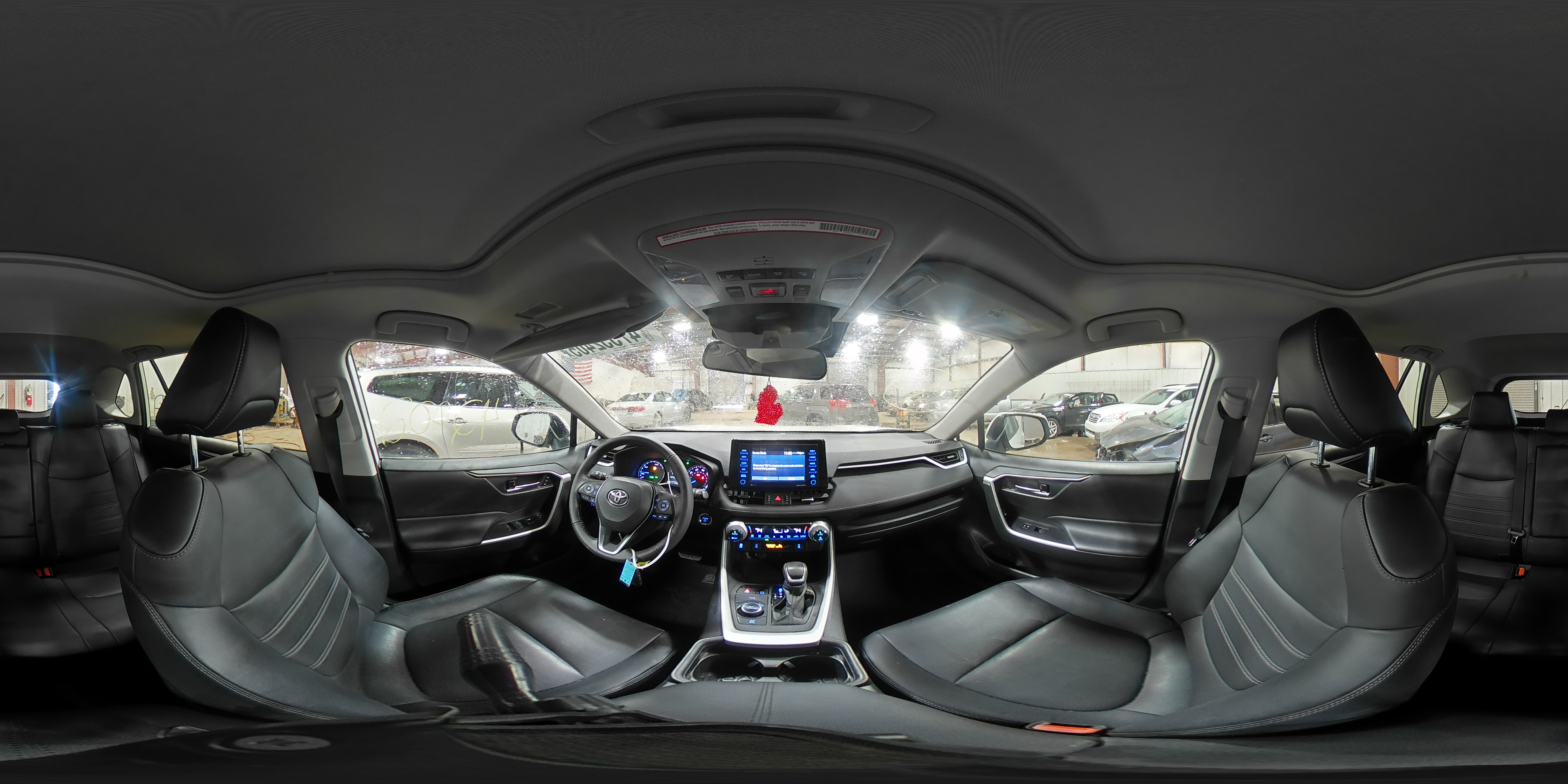 2021 Toyota RAV 4 - Image 16