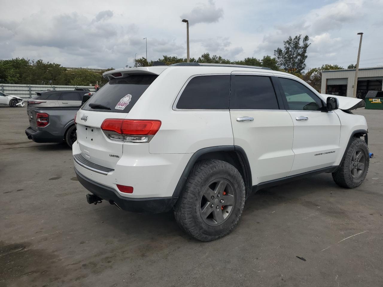 2014 Jeep Grand Cherokee - Image 3