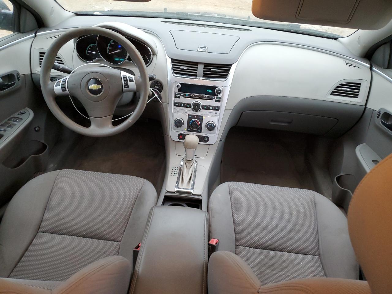 2011 Chevrolet Malibu - Image 8