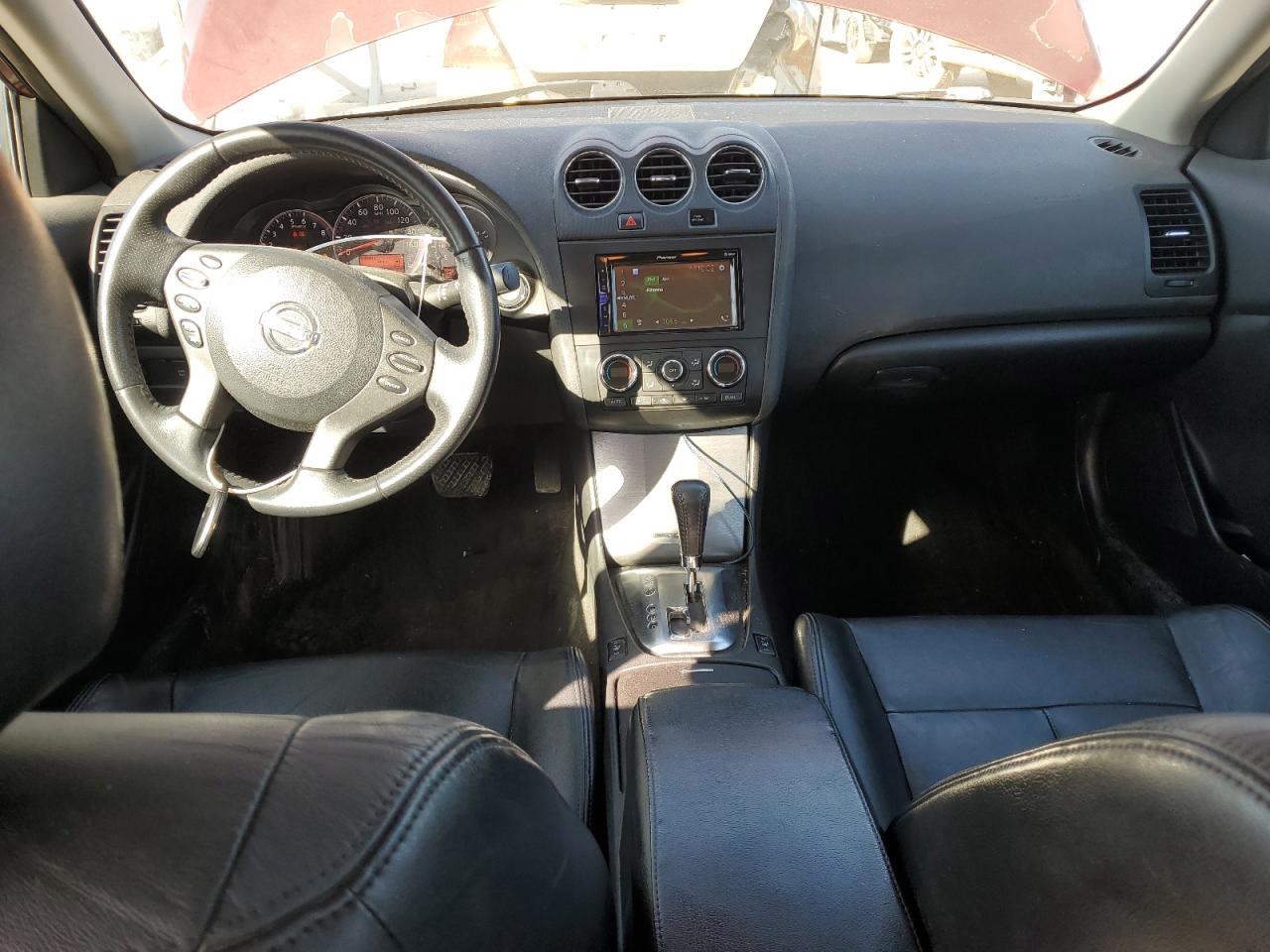 2010 Nissan Altima - Image 8